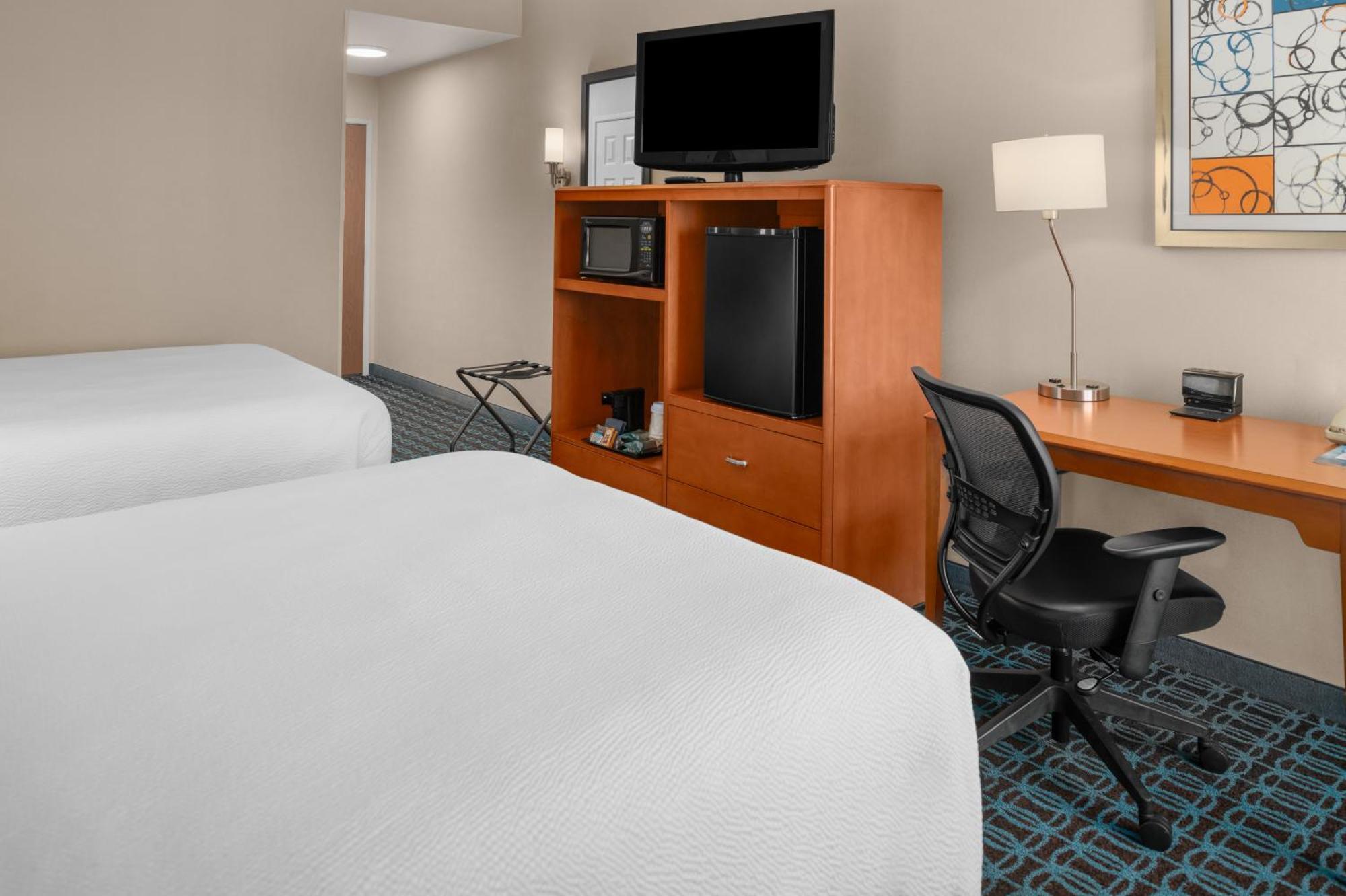 Fairfield Inn And Suites By Marriott Elk Grove Exterior photo