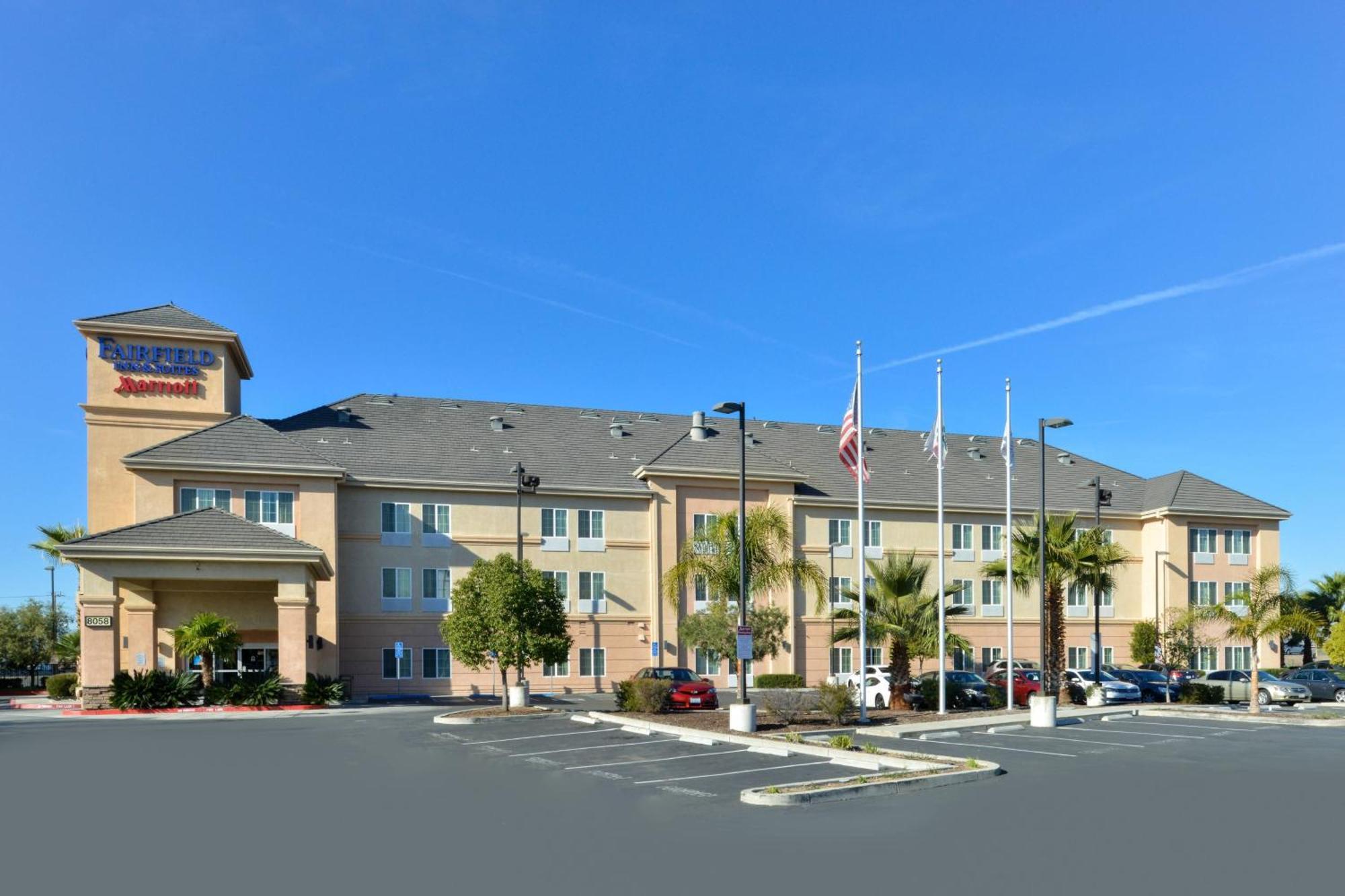Fairfield Inn And Suites By Marriott Elk Grove Exterior photo